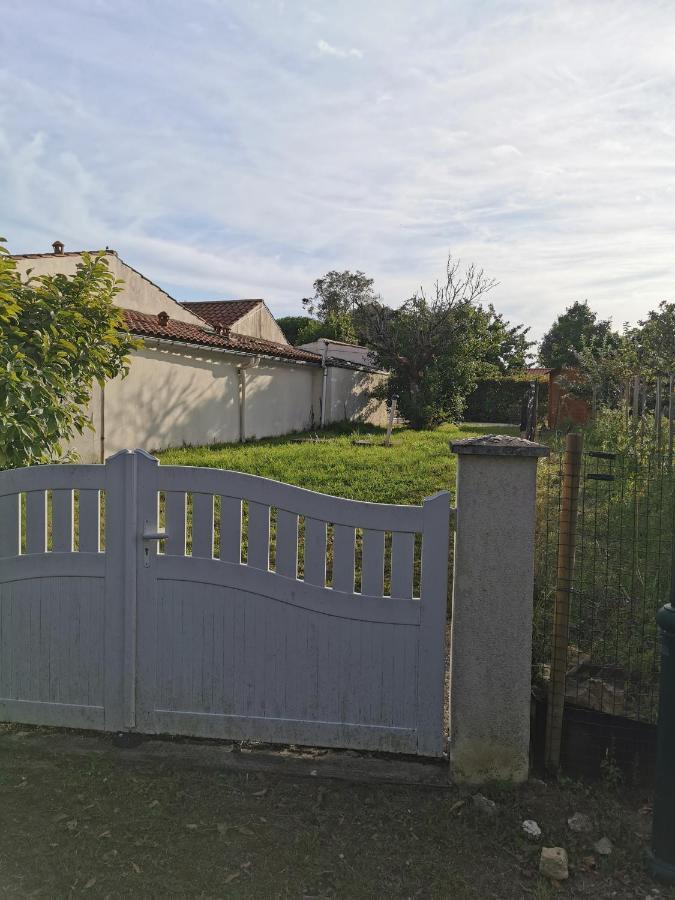 Comme A La Maison La Jonchere ภายนอก รูปภาพ